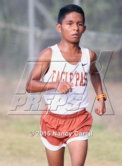 Thumbnail 2 in Uvalde Invitational photogallery.