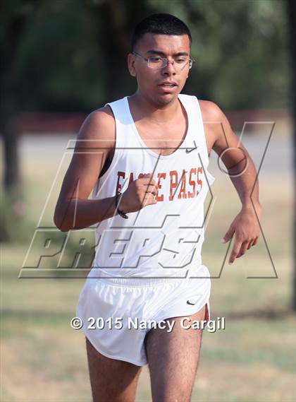 Thumbnail 1 in Uvalde Invitational photogallery.