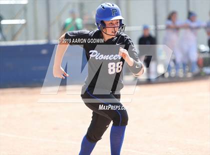 Thumbnail 3 in Hillsdale vs. Pioneer (CIF CCS D2 Final)  photogallery.