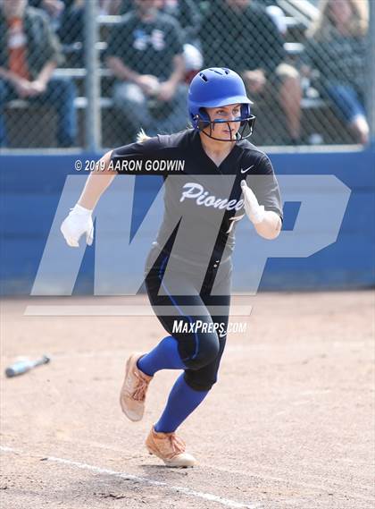 Thumbnail 3 in Hillsdale vs. Pioneer (CIF CCS D2 Final)  photogallery.