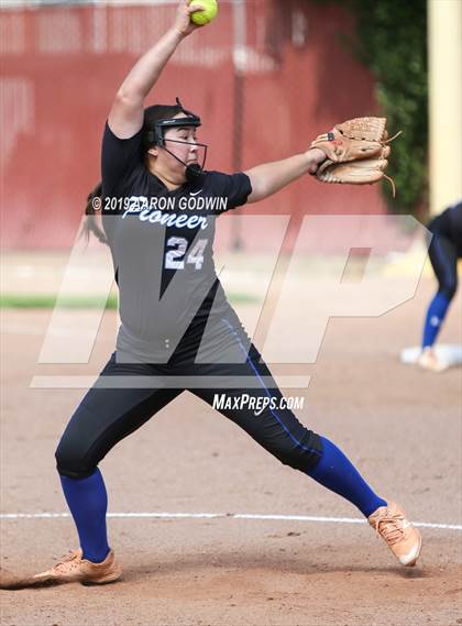 Thumbnail 1 in Hillsdale vs. Pioneer (CIF CCS D2 Final)  photogallery.