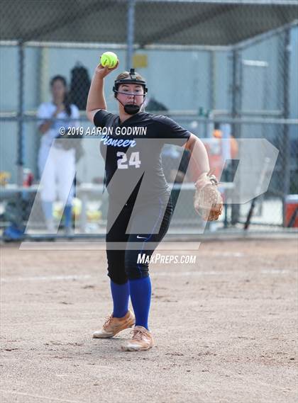 Thumbnail 2 in Hillsdale vs. Pioneer (CIF CCS D2 Final)  photogallery.