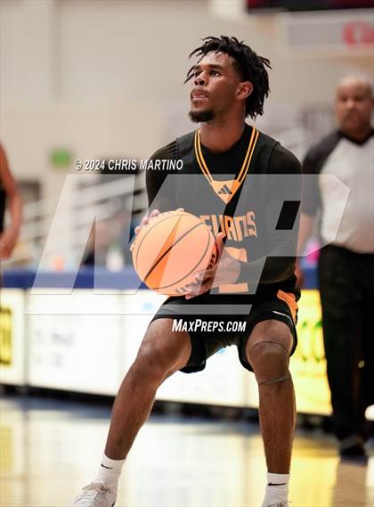 Thumbnail 2 in Evans vs Academy of Richmond County (100 Black Men of Augusta Thanksgiving Classic) photogallery.