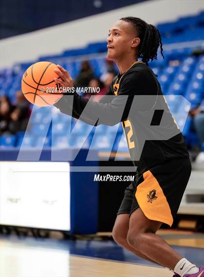 Thumbnail 1 in Evans vs Academy of Richmond County (100 Black Men of Augusta Thanksgiving Classic) photogallery.