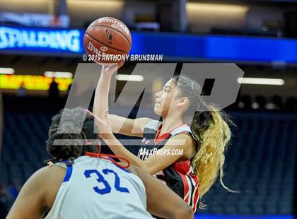 Thumbnail 2 in McFarland vs. Oakland (CIF State D3 Final) photogallery.