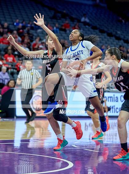 Thumbnail 2 in McFarland vs. Oakland (CIF State D3 Final) photogallery.