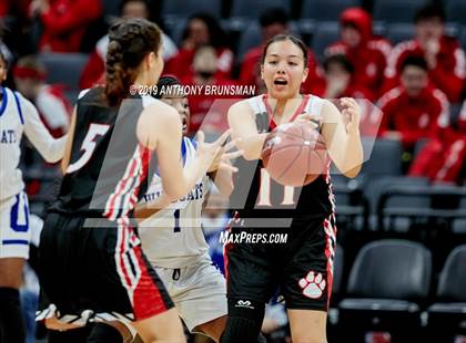 Thumbnail 1 in McFarland vs. Oakland (CIF State D3 Final) photogallery.