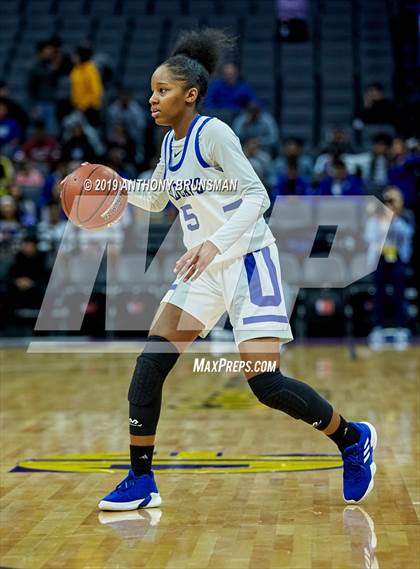 Thumbnail 1 in McFarland vs. Oakland (CIF State D3 Final) photogallery.