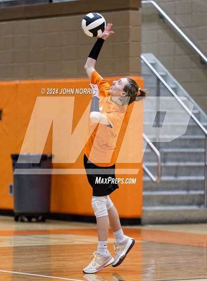 Thumbnail 3 in Woodlan @ Fort Wayne Northrop photogallery.