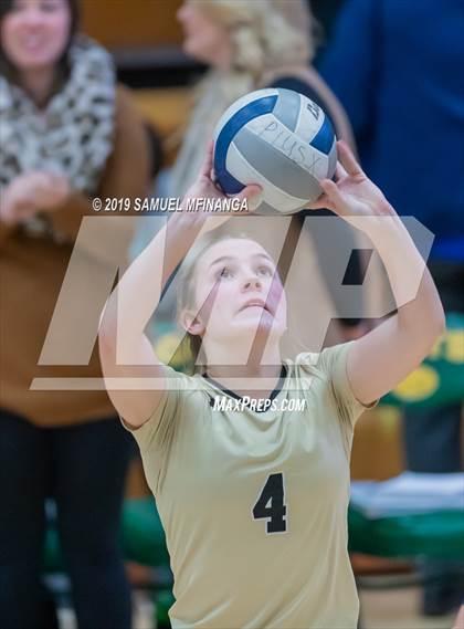 Thumbnail 1 in Lincoln Southeast vs. Norfolk photogallery.