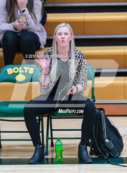 Thumbnail 3 in Lincoln Southeast vs. Norfolk photogallery.