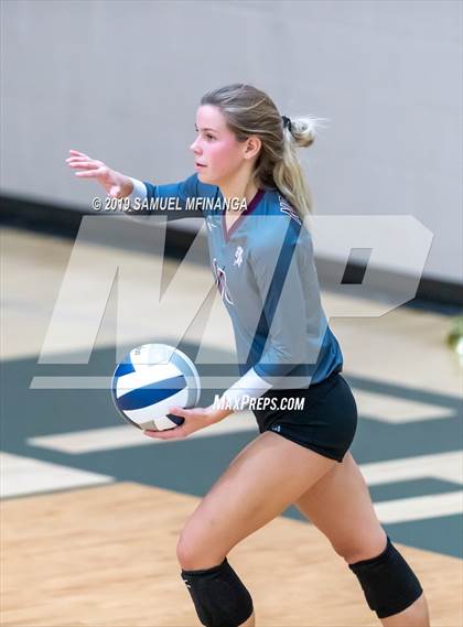 Thumbnail 1 in Lincoln Southeast vs. Norfolk photogallery.