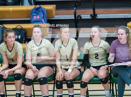 Thumbnail 1 in Lincoln Southeast vs. Norfolk photogallery.