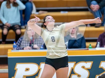 Thumbnail 1 in Lincoln Southeast vs. Norfolk photogallery.