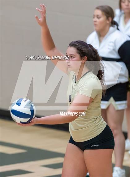 Thumbnail 3 in Lincoln Southeast vs. Norfolk photogallery.