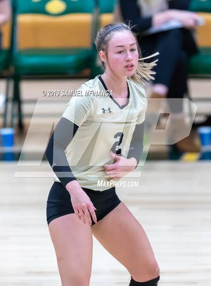 Thumbnail 3 in Lincoln Southeast vs. Norfolk photogallery.