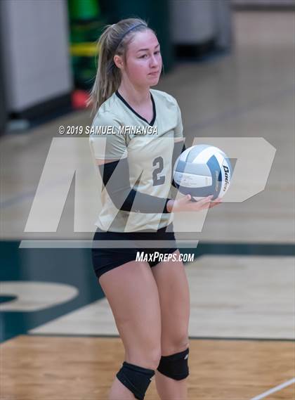 Thumbnail 1 in Lincoln Southeast vs. Norfolk photogallery.