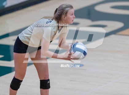 Thumbnail 1 in Lincoln Southeast vs. Norfolk photogallery.
