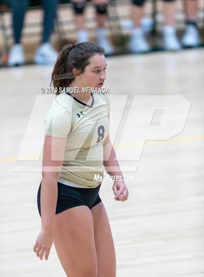 Thumbnail 3 in Lincoln Southeast vs. Norfolk photogallery.