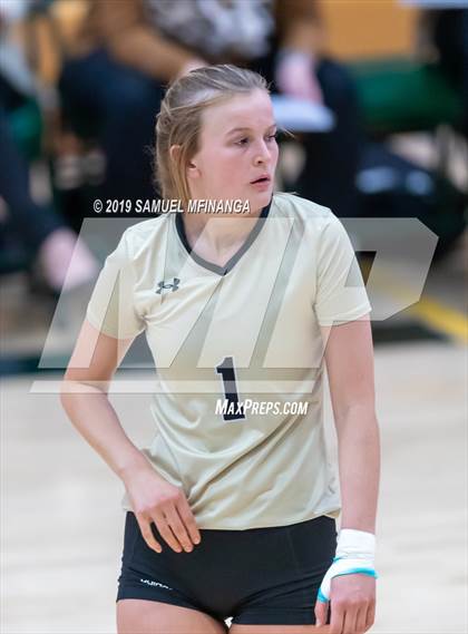 Thumbnail 3 in Lincoln Southeast vs. Norfolk photogallery.