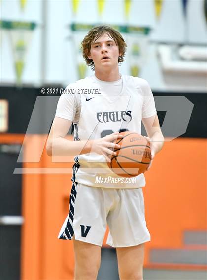 Thumbnail 1 in Bella Vista vs. Vista del Lago (Tiger Classic) photogallery.