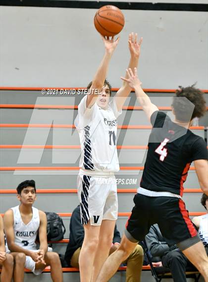 Thumbnail 1 in Bella Vista vs. Vista del Lago (Tiger Classic) photogallery.