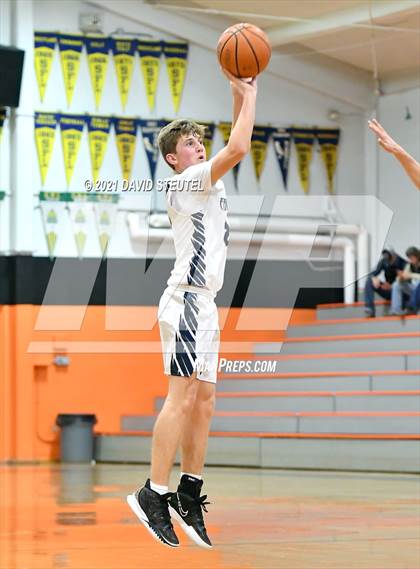 Thumbnail 1 in Bella Vista vs. Vista del Lago (Tiger Classic) photogallery.