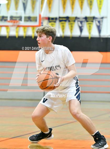 Thumbnail 1 in Bella Vista vs. Vista del Lago (Tiger Classic) photogallery.