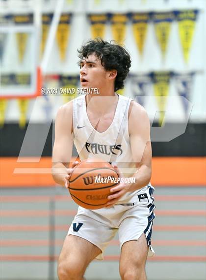Thumbnail 3 in Bella Vista vs. Vista del Lago (Tiger Classic) photogallery.