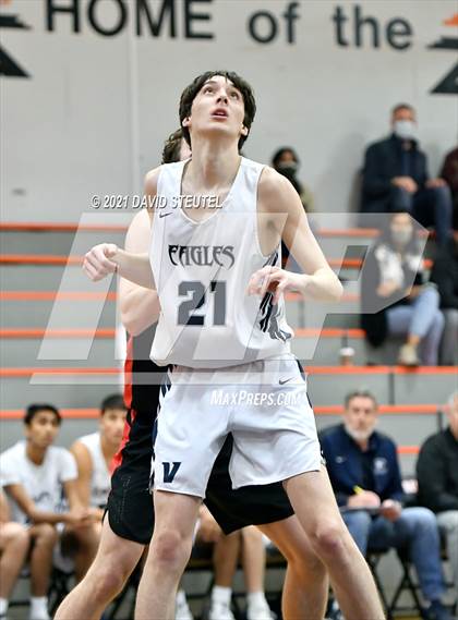 Thumbnail 3 in Bella Vista vs. Vista del Lago (Tiger Classic) photogallery.