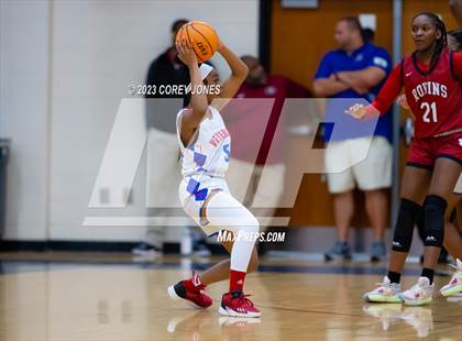 Thumbnail 1 in Warner Robins vs Veterans  photogallery.