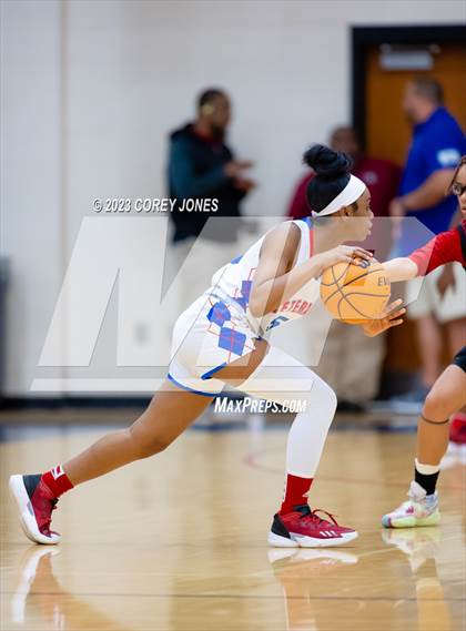 Thumbnail 2 in Warner Robins vs Veterans  photogallery.