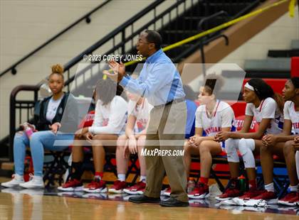 Thumbnail 3 in Warner Robins vs Veterans  photogallery.