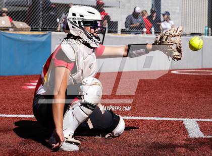 Thumbnail 1 in Saratoga vs Mills (CIF CCS D1 Quarterfinal) photogallery.