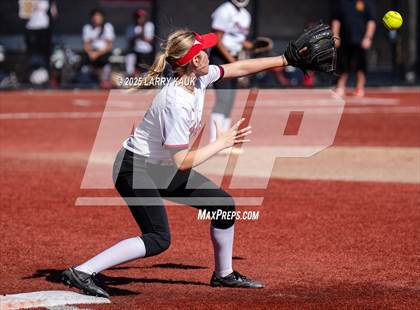 Thumbnail 2 in Saratoga vs Mills (CIF CCS D1 Quarterfinal) photogallery.