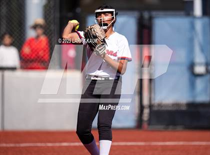 Thumbnail 1 in Saratoga vs Mills (CIF CCS D1 Quarterfinal) photogallery.