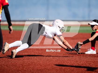 Thumbnail 2 in Saratoga vs Mills (CIF CCS D1 Quarterfinal) photogallery.