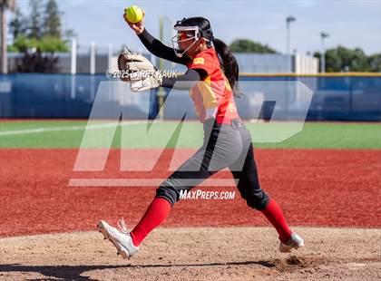 Thumbnail 2 in Saratoga vs Mills (CIF CCS D1 Quarterfinal) photogallery.