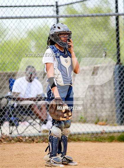 Thumbnail 2 in Colgan @ Potomac photogallery.