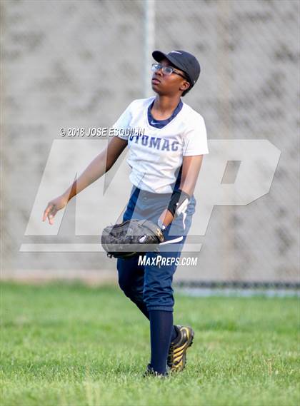 Thumbnail 3 in Colgan @ Potomac photogallery.