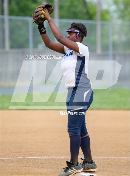 Thumbnail 3 in Colgan @ Potomac photogallery.
