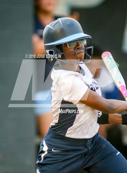 Thumbnail 3 in Colgan @ Potomac photogallery.