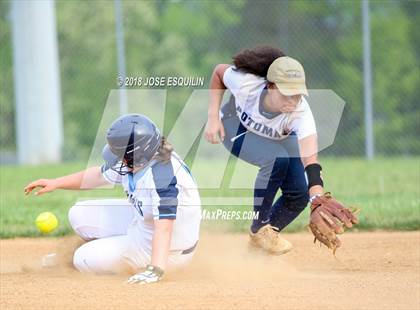 Thumbnail 1 in Colgan @ Potomac photogallery.