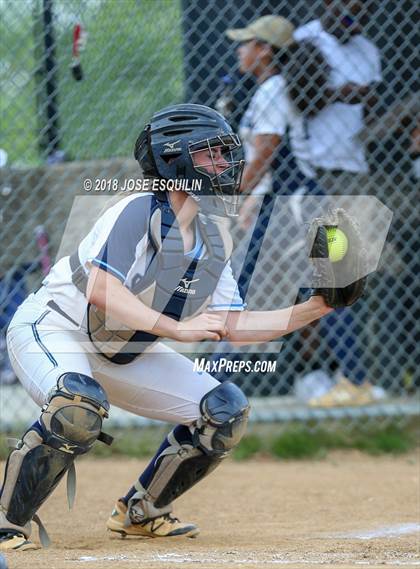 Thumbnail 1 in Colgan @ Potomac photogallery.