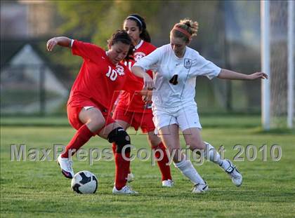 Thumbnail 3 in Jefferson vs Harlem photogallery.