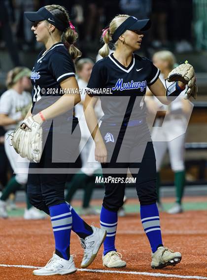Thumbnail 1 in Gretna vs. Millard North (NSAA Class A Final) photogallery.