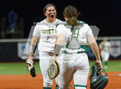 Thumbnail 1 in Gretna vs. Millard North (NSAA Class A Final) photogallery.