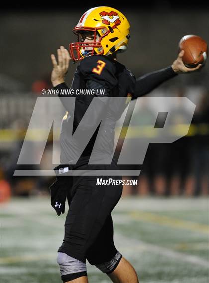 Thumbnail 1 in Mater Dei @ Mission Viejo (CIF SS D1 Semifinal) photogallery.