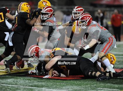 Thumbnail 3 in Mater Dei @ Mission Viejo (CIF SS D1 Semifinal) photogallery.