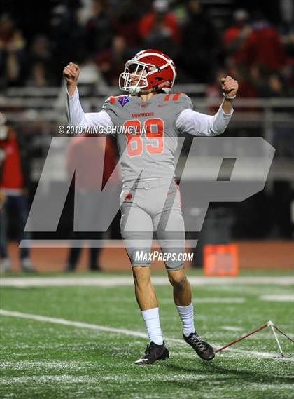 Thumbnail 1 in Mater Dei @ Mission Viejo (CIF SS D1 Semifinal) photogallery.